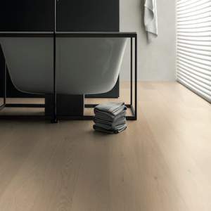 HyWood Oak Junkerdal víz- és karcálló fapadló (Classic 233mm)