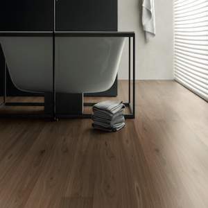 HyWood Walnut Prescott víz- és karcálló fapadló (Classic 205mm)
